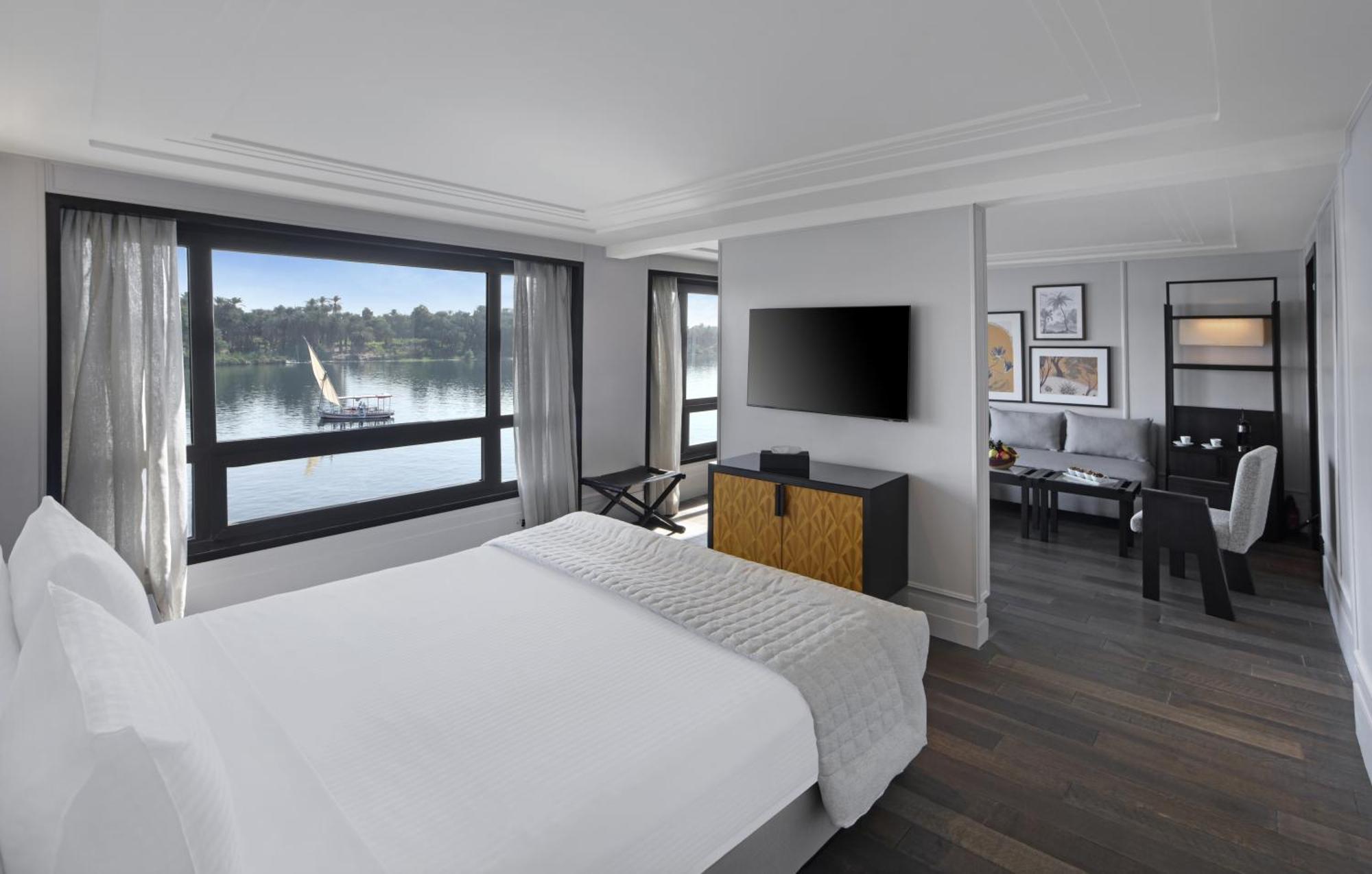 Hotel Moevenpick Ms Sunray Luxor Exterior foto